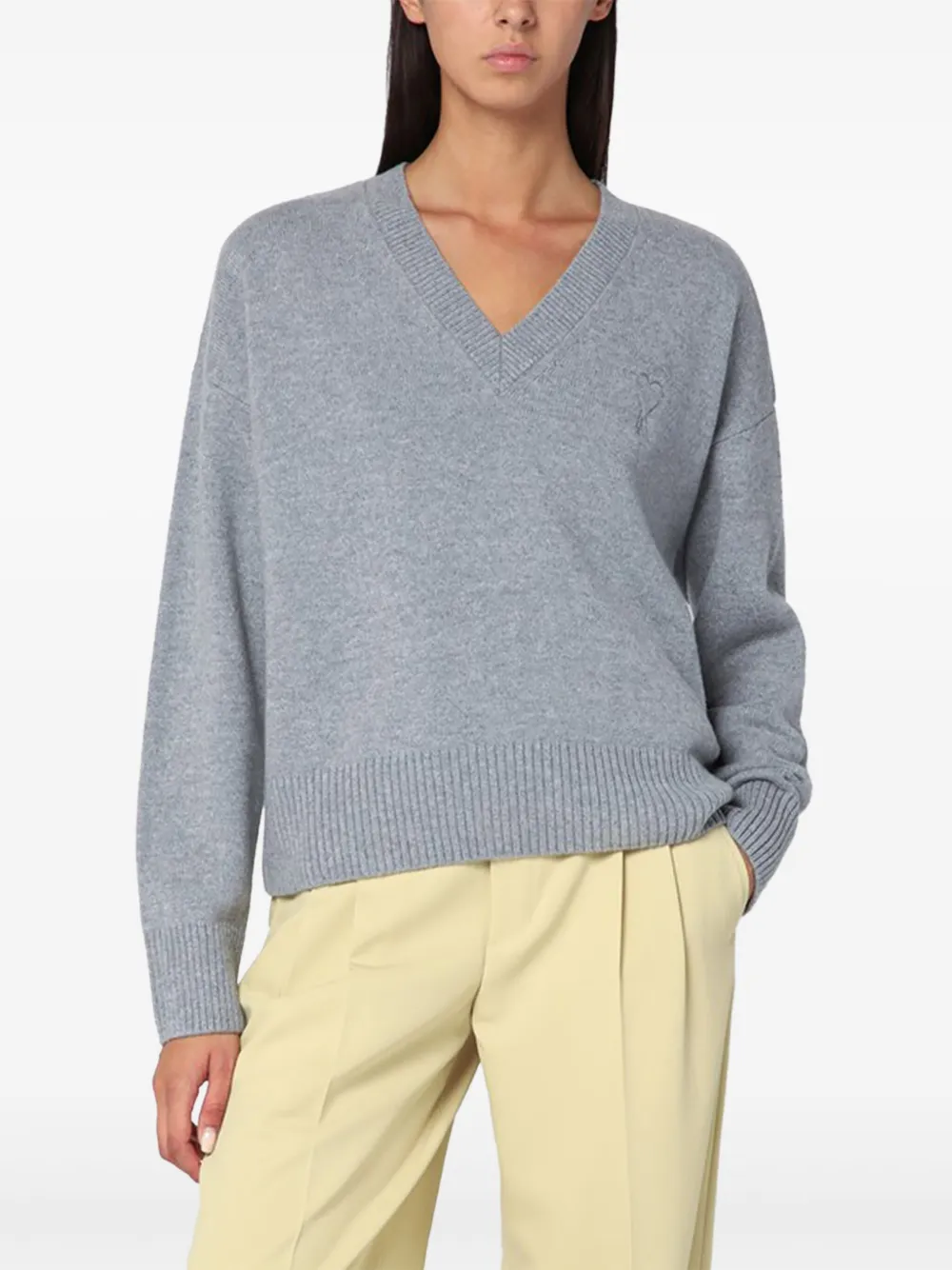 AMI Paris Pullover mit V-Ausschnitt Grau Damen