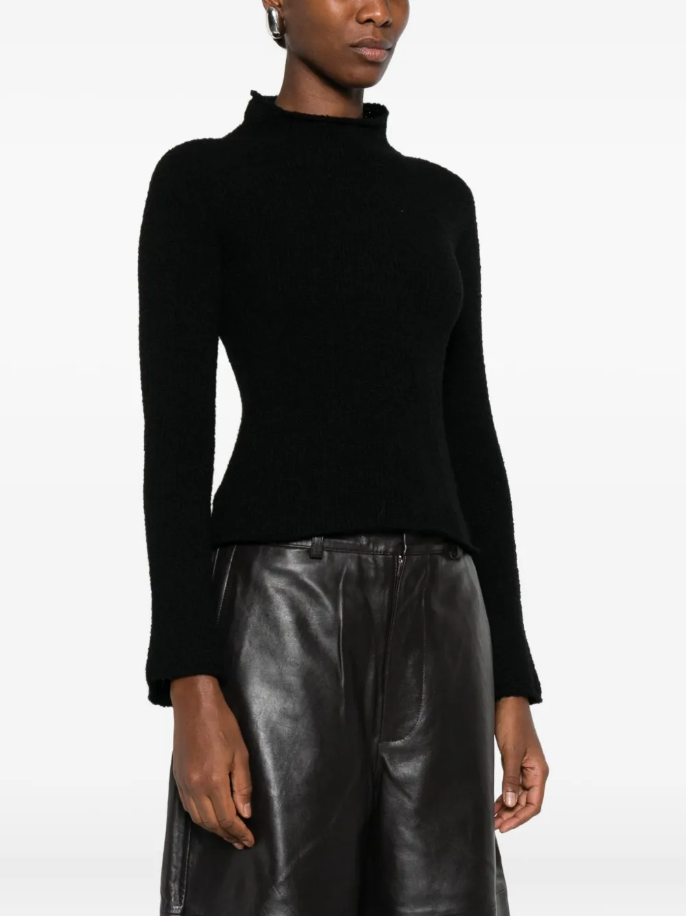 Roberto Collina Gerippter Pullover mit hohem Kragen und Glockenärmeln Schwarz Damen Roberto Collina Gerippter Pullover mit hohem Kragen und Glockenärmeln Schwarz Damen