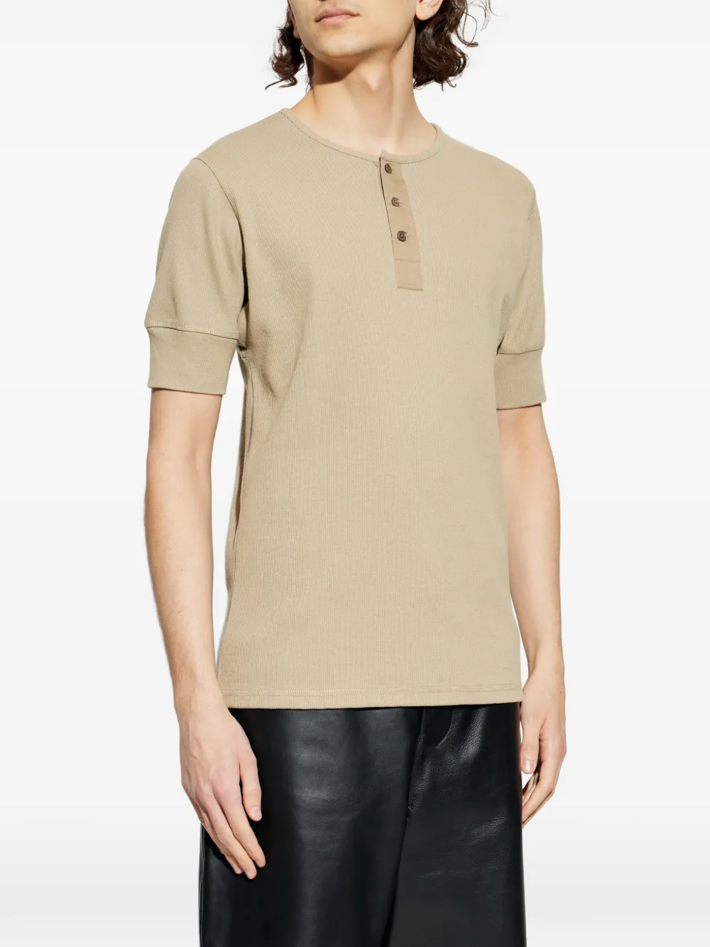 Lemaire geknöpftes Kurzarm-T-Shirt Naturgrün Herren