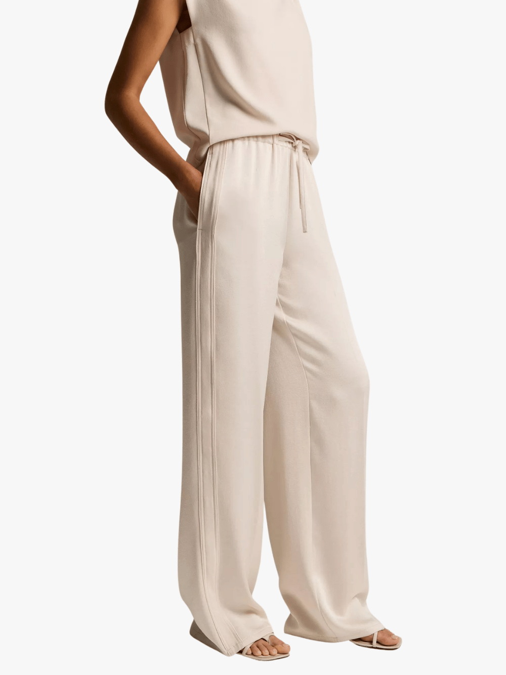 Vince Mid-Rise Shine Crepe Pull-On Hose Blush Cloud Damen